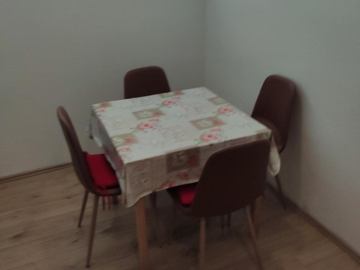 Apartments Ivo Makarska Ngoại thất bức ảnh