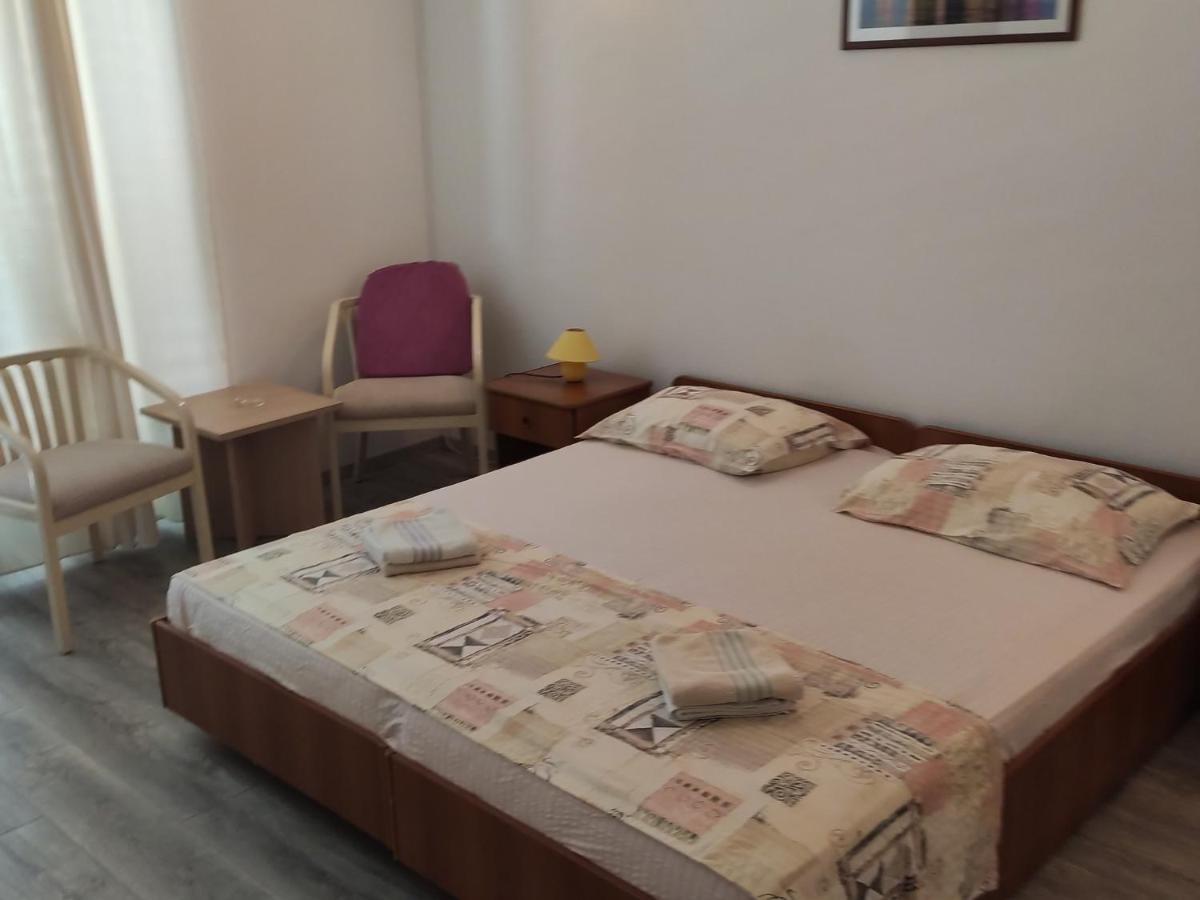Apartments Ivo Makarska Ngoại thất bức ảnh