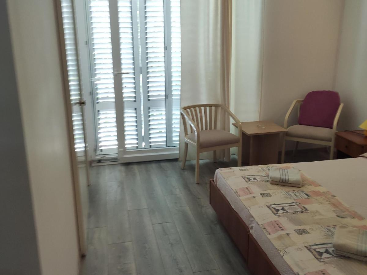 Apartments Ivo Makarska Ngoại thất bức ảnh