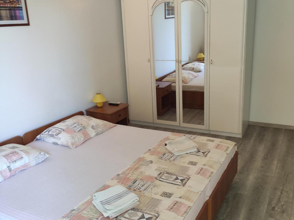 Apartments Ivo Makarska Ngoại thất bức ảnh